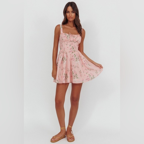 Brand new with tags Indikah size M Pink Floral Dress - Picture 3 of 6